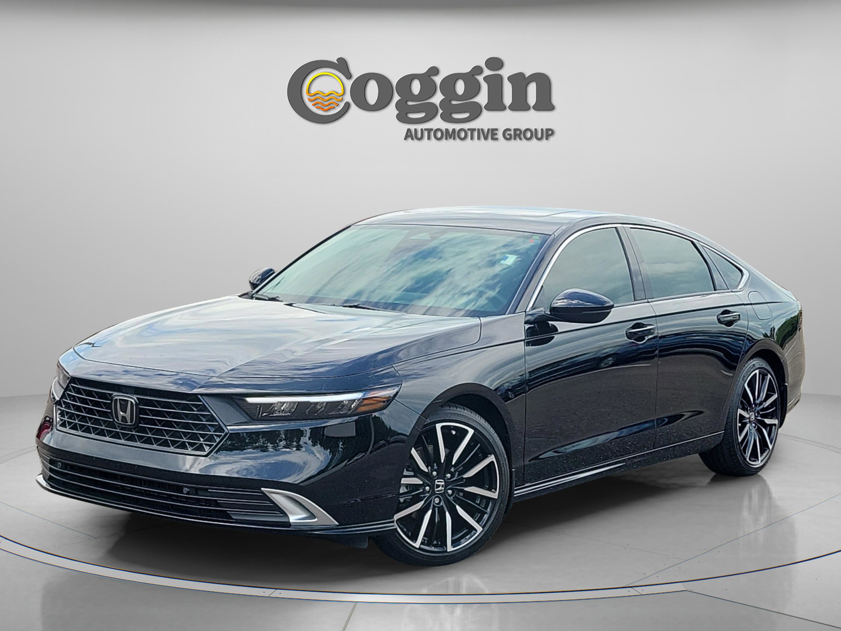 Used 2024 Honda Accord Touring image 1