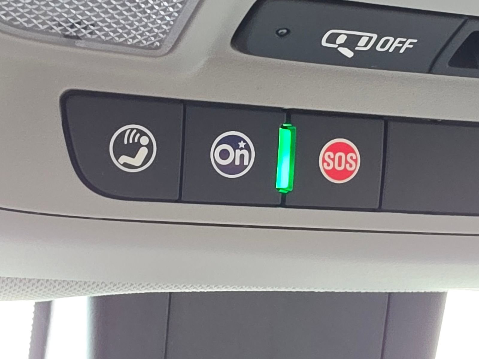 Used 2024 GMC Terrain SLE w/ Driver Convenience Package image 19