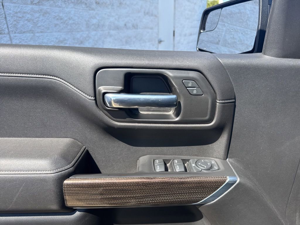 Used 2020 Chevrolet Silverado 1500 LT Trail Boss image 9