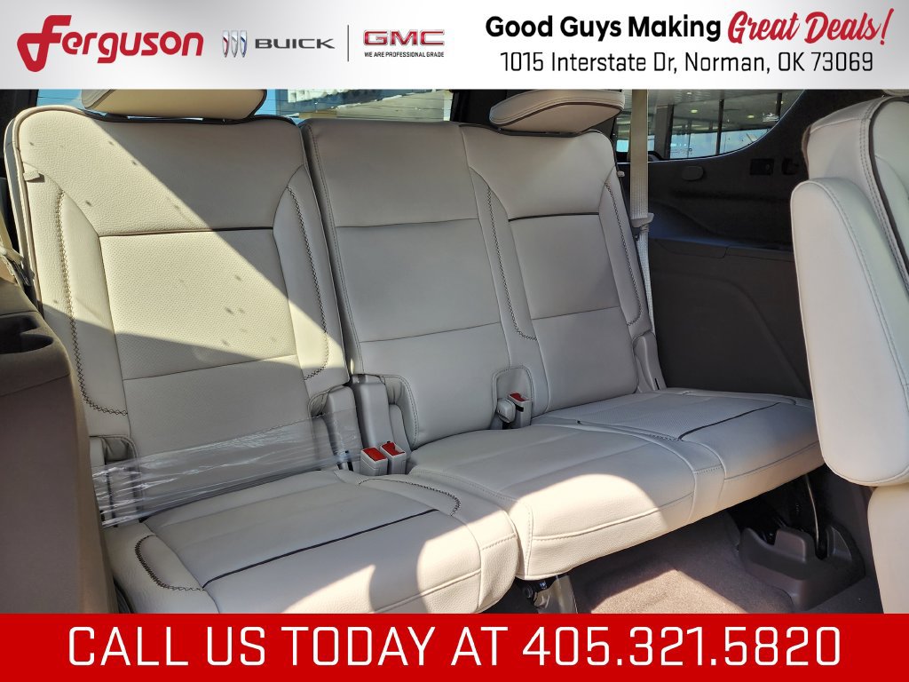 New 2026 GMC Yukon Denali w/ Denali Reserve Package AWD/4WD image 55
