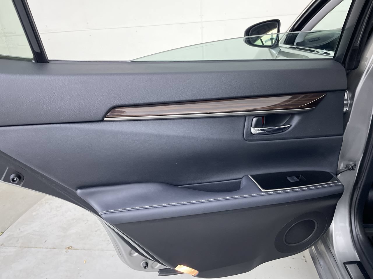 Used 2017 Lexus ES 350 FWD image 20