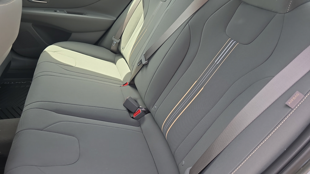 New 2026 Hyundai Elantra Sport FWD image 28