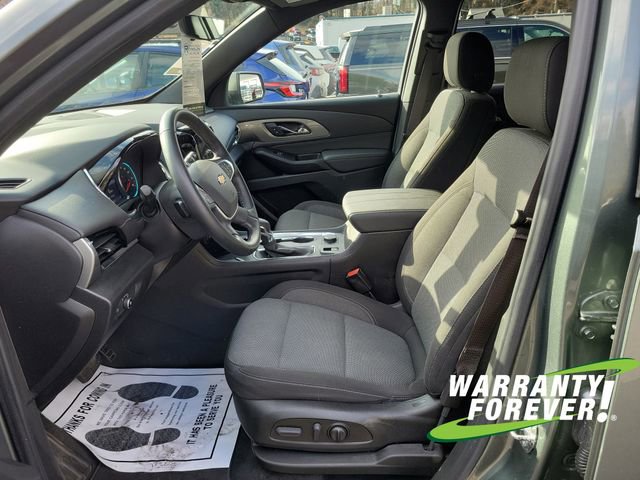 Used 2023 Chevrolet Traverse LT w/ Rear Camera Mirror Package image 13