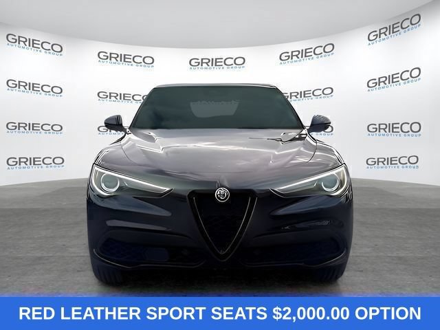 Used 2023 Alfa Romeo Stelvio Sprint RWD image 2