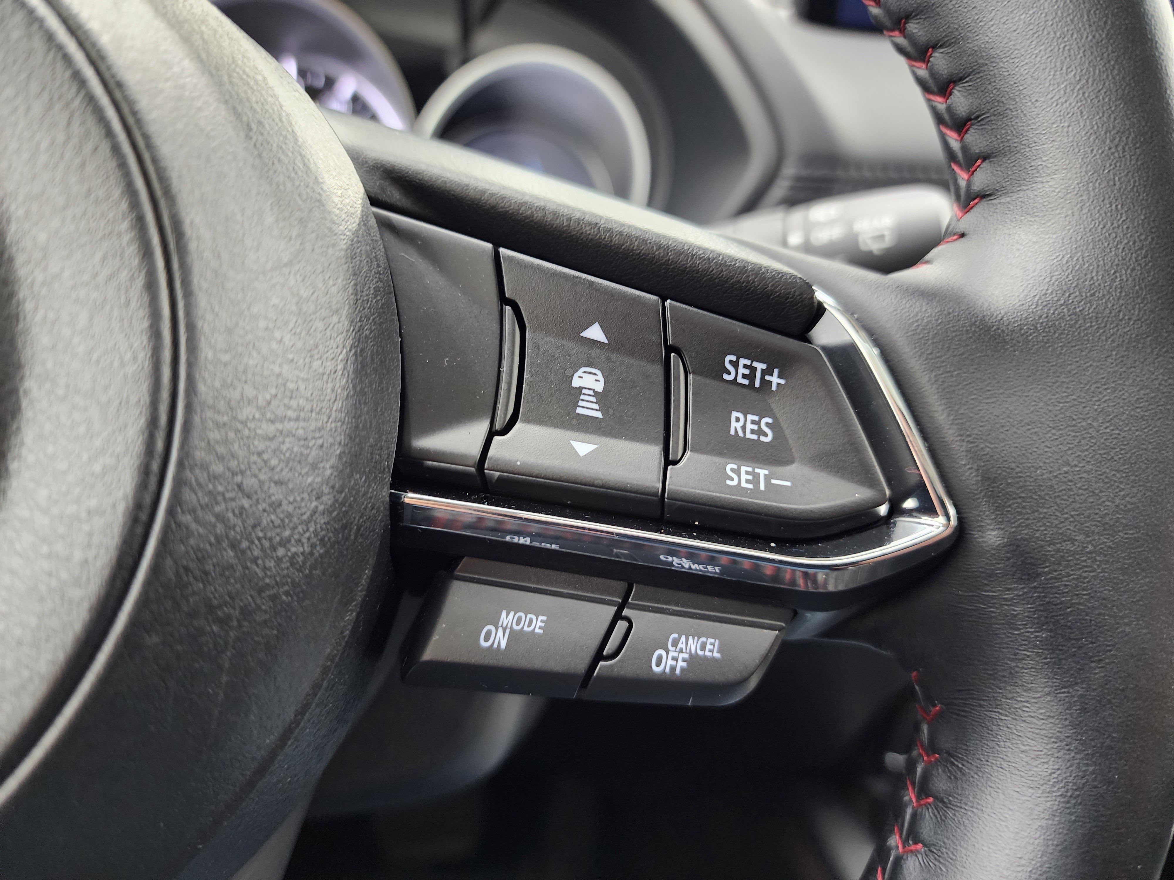 Used 2025 MAZDA CX-5 Carbon Edition image 17