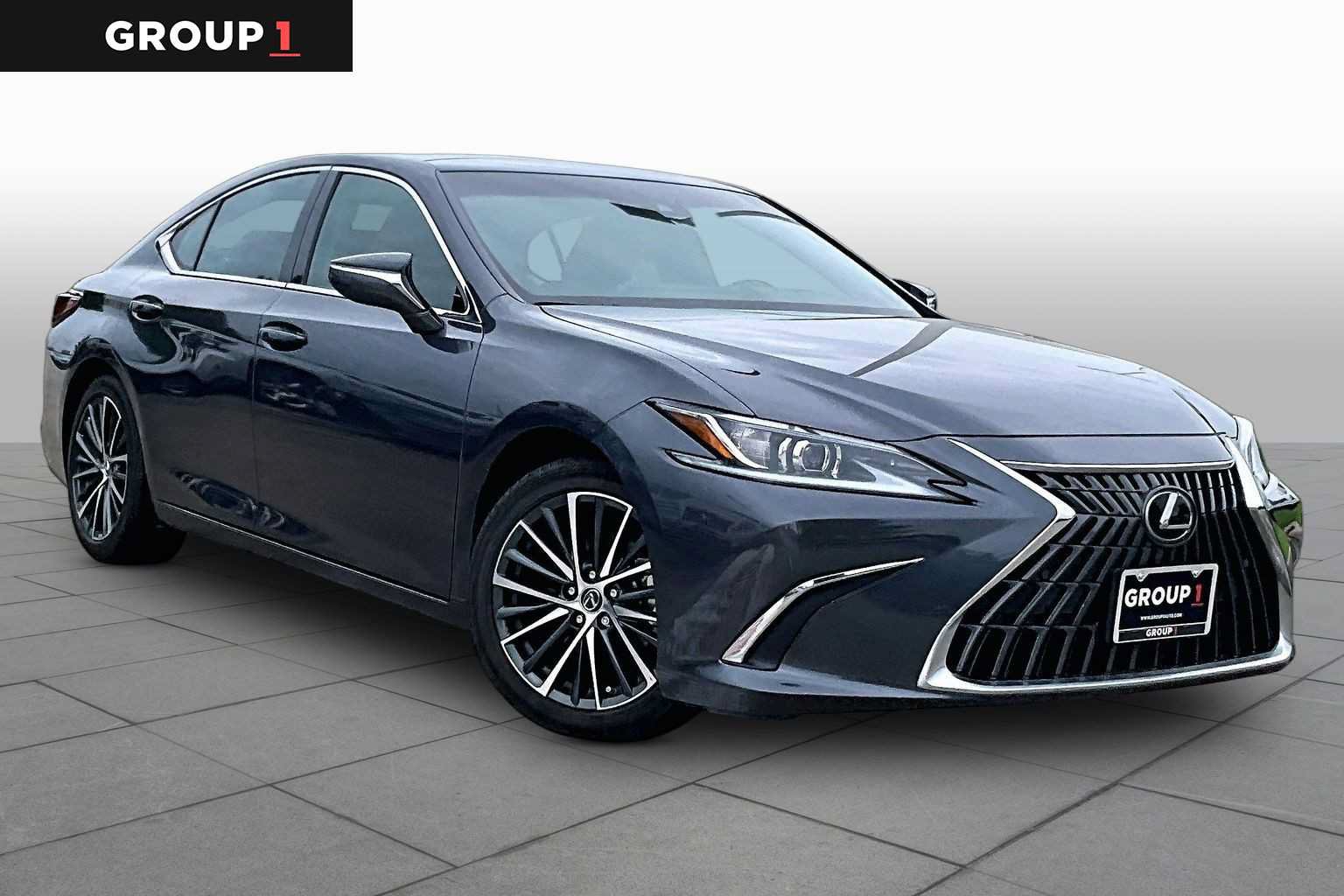 Used 2024 Lexus ES 350 w/ Premium Package FWD image 3