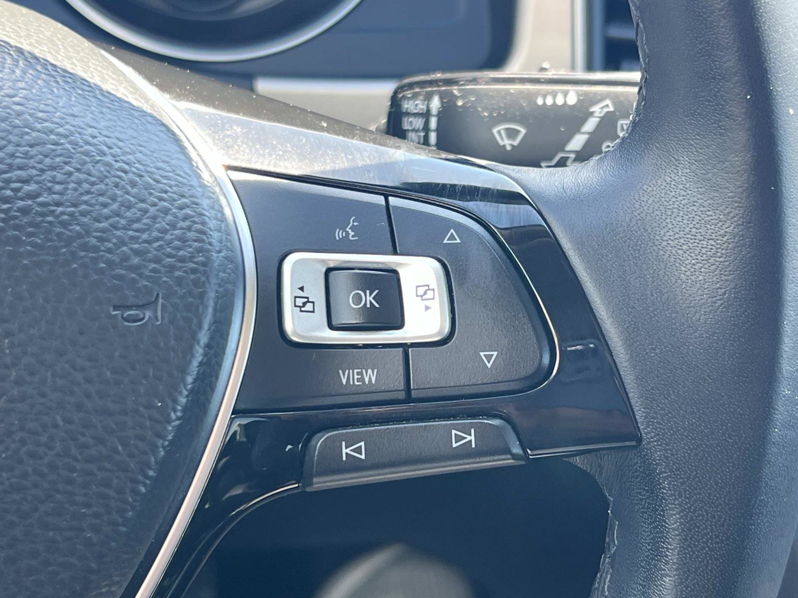 Used 2019 Volkswagen Atlas SE w/ Panoramic Sunroof Package image 10