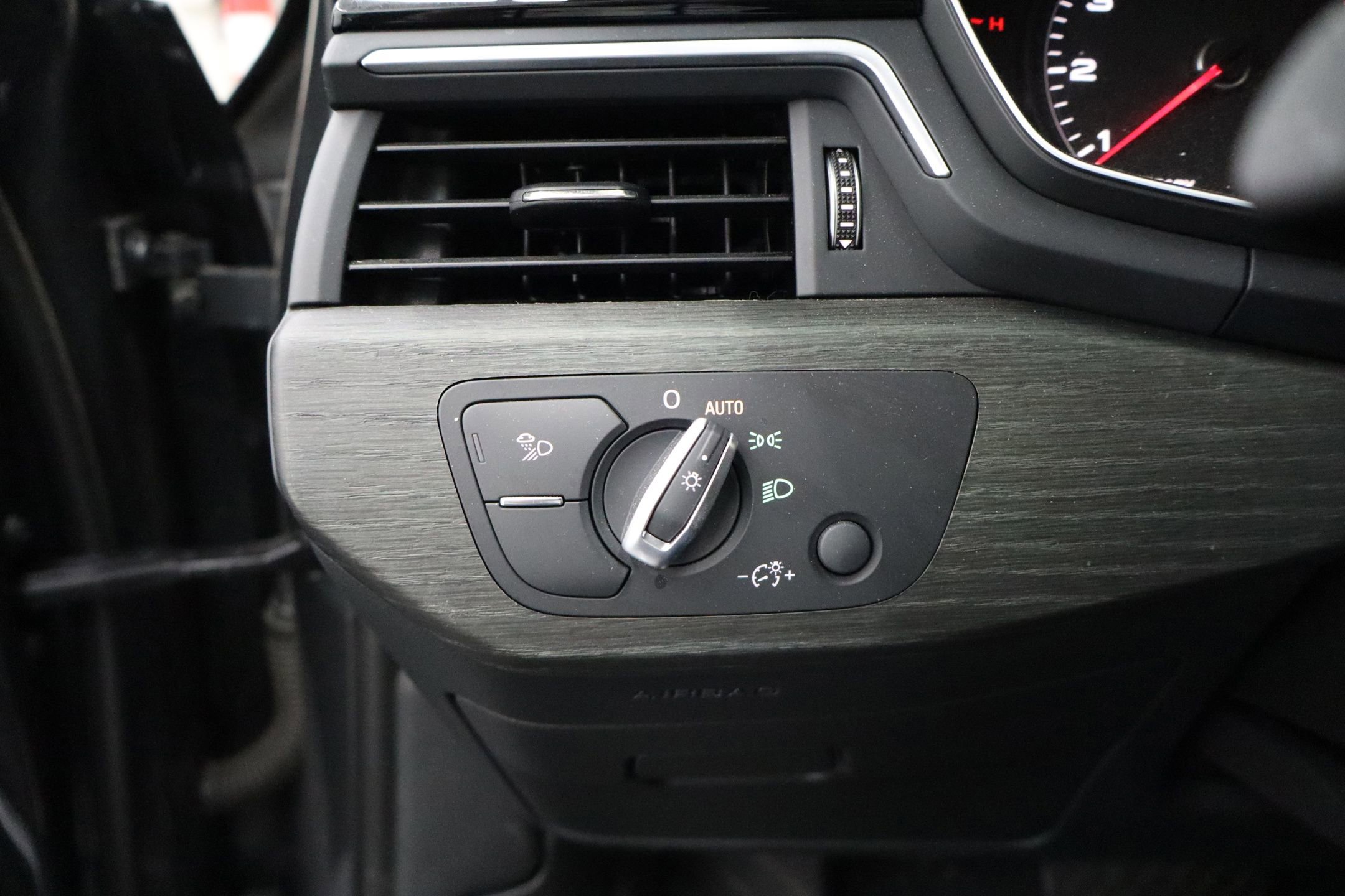 Used 2020 Audi A4 2.0T Premium w/ Convenience Package image 14