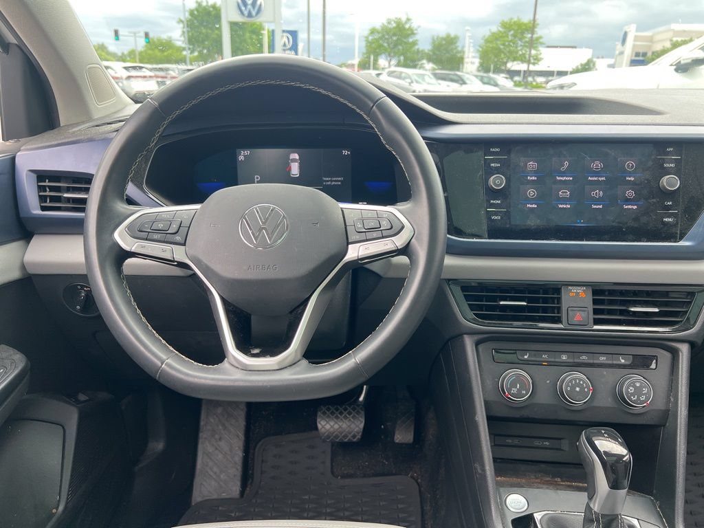 Used 2022 Volkswagen Taos SE FWD image 21