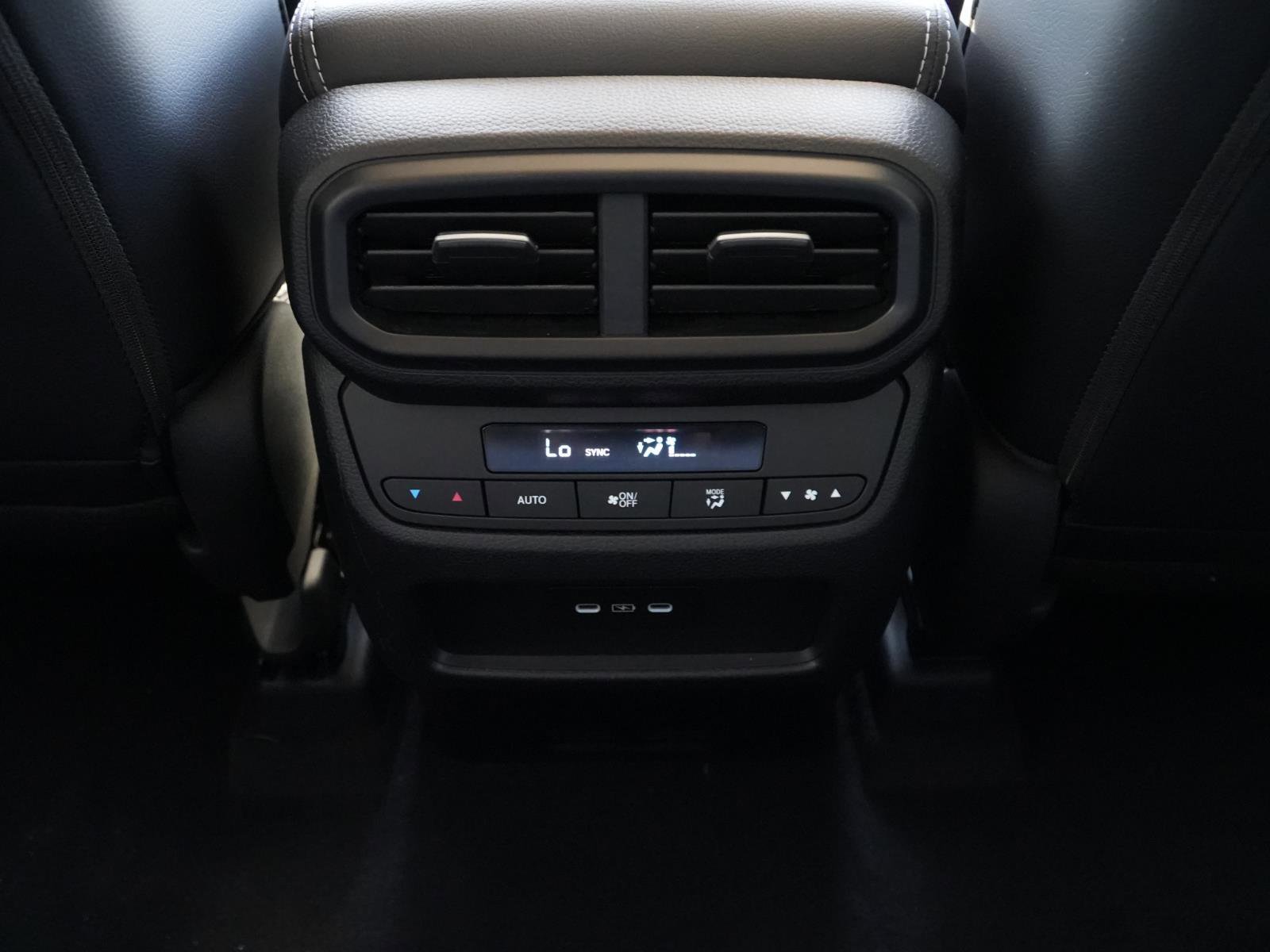 New 2025 Honda Pilot Touring image 19