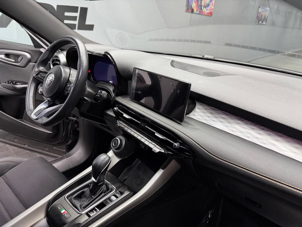 Used 2024 Alfa Romeo Tonale Ti AWD/4WD image 49