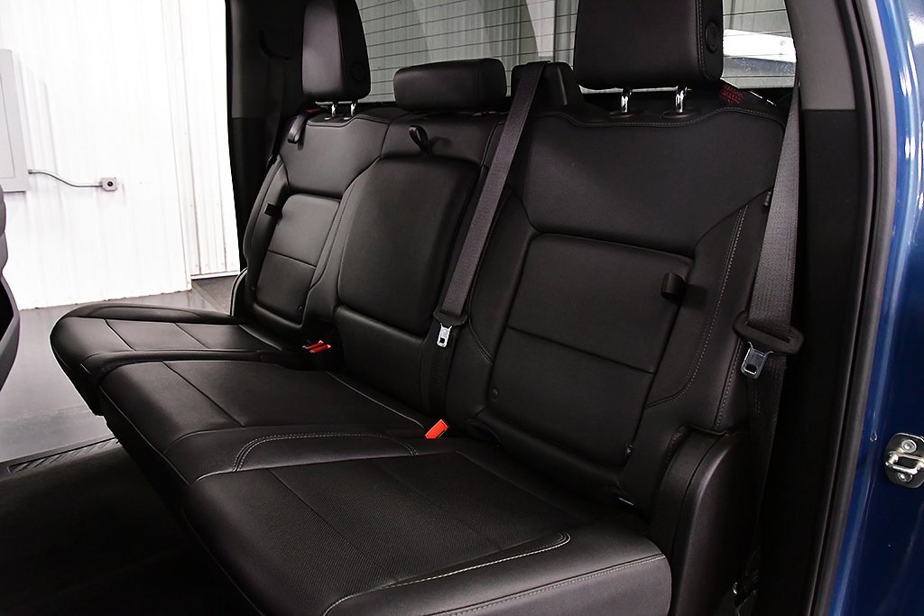 Used 2024 GMC Sierra 1500 SLT image 30