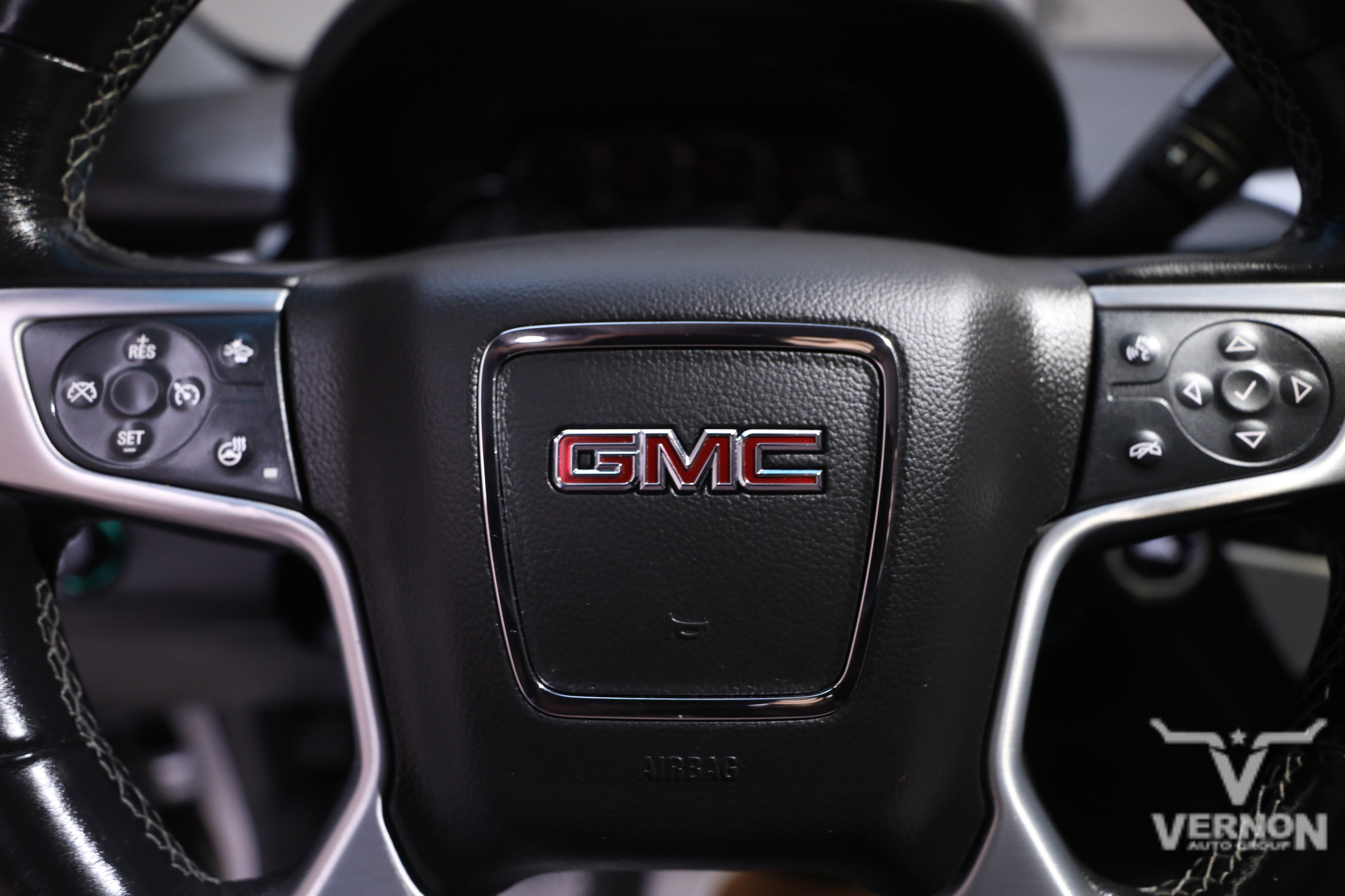 Used 2020 GMC Yukon XL SLT w/ Premium Edition image 22