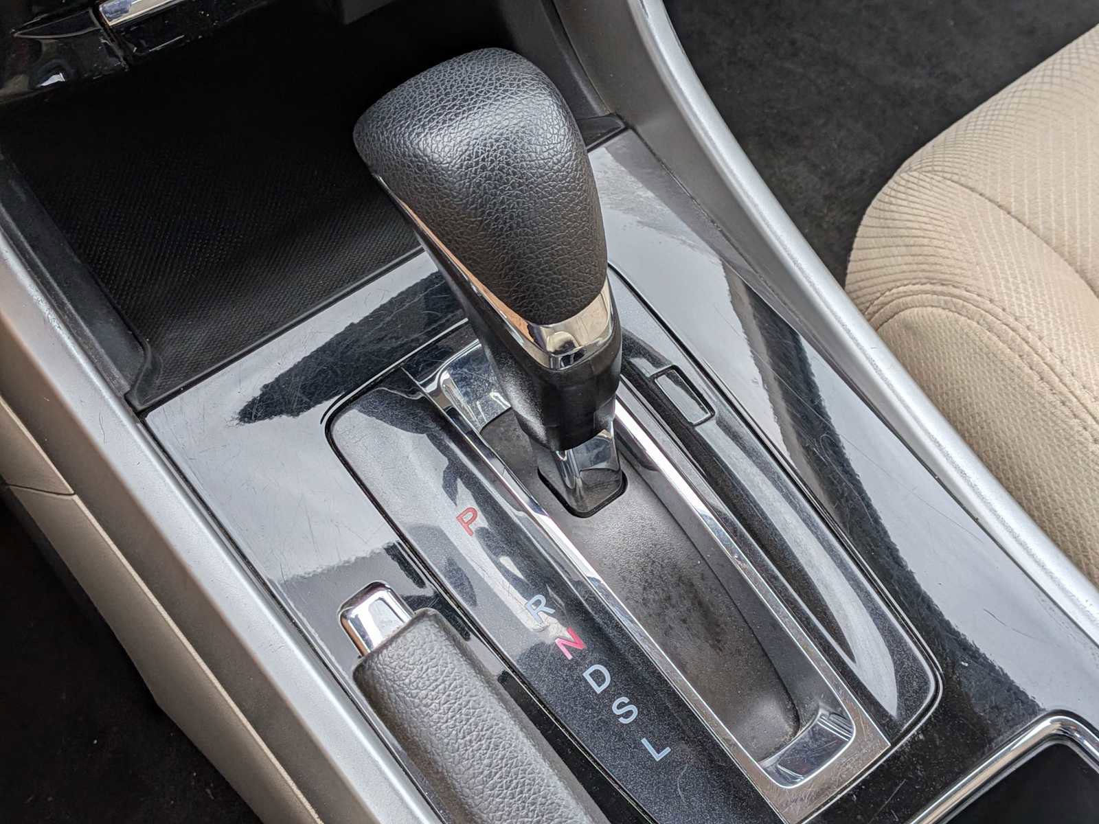 Certified 2017 Honda Accord EX image 30