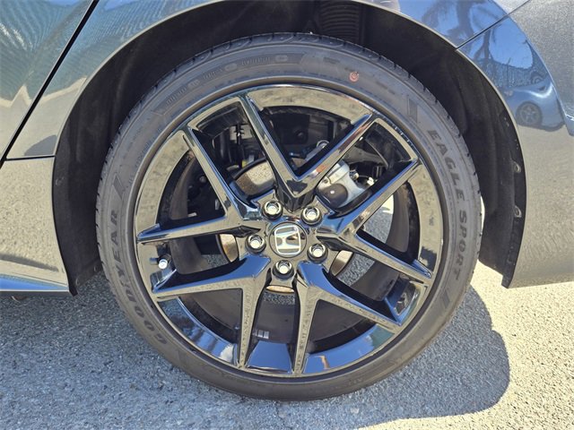 Used 2025 Honda Civic Sport image 10