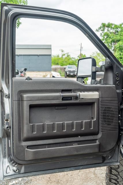 Used 2015 Ford F250 Lariat w/ Lariat Ultimate Package AWD/4WD image 16