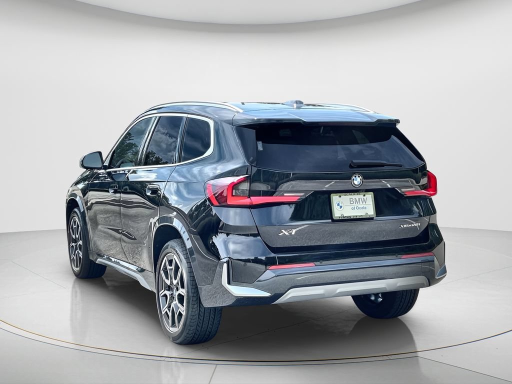 New 2025 BMW X1 xDrive28i w/ Technology Package AWD/4WD image 11