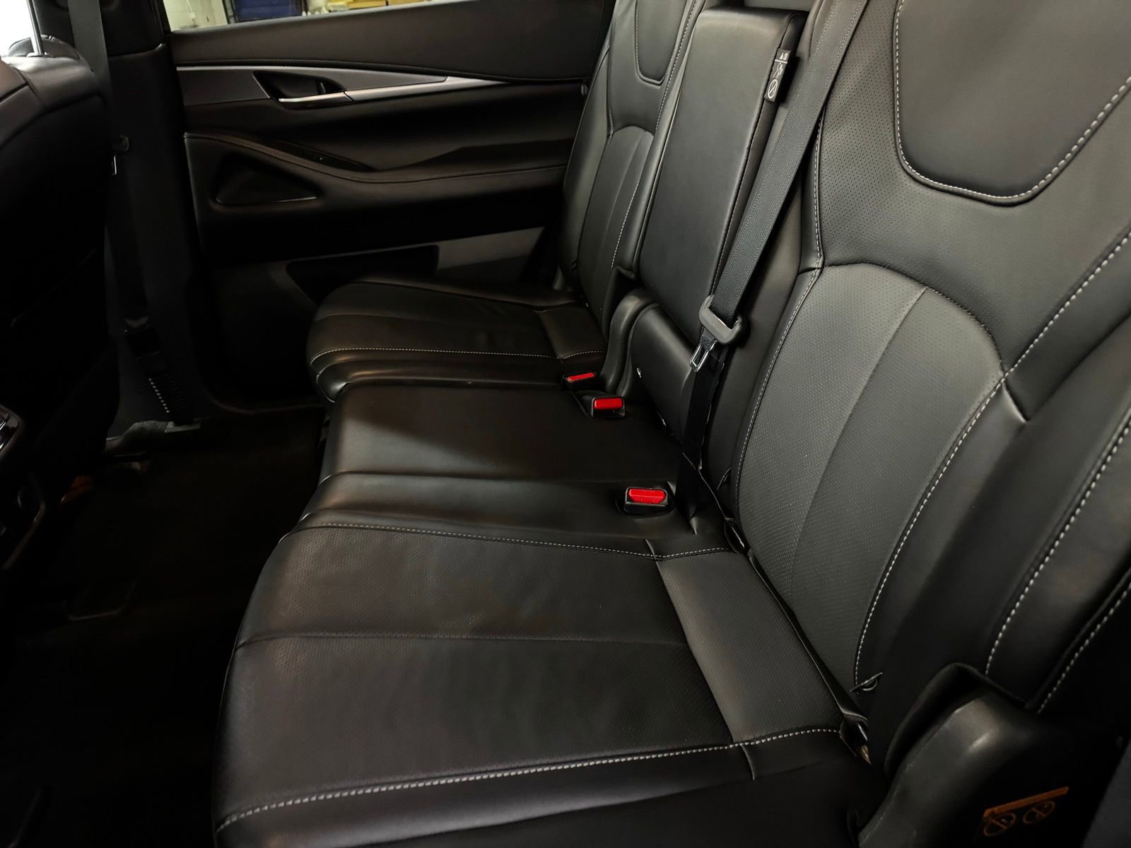 Used 2024 INFINITI QX60 Luxe AWD/4WD image 12