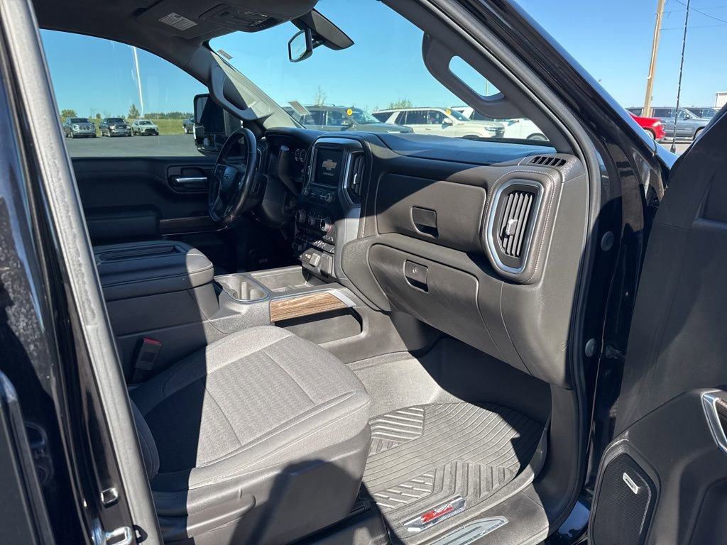 Used 2020 Chevrolet Silverado 1500 LT Trail Boss image 15