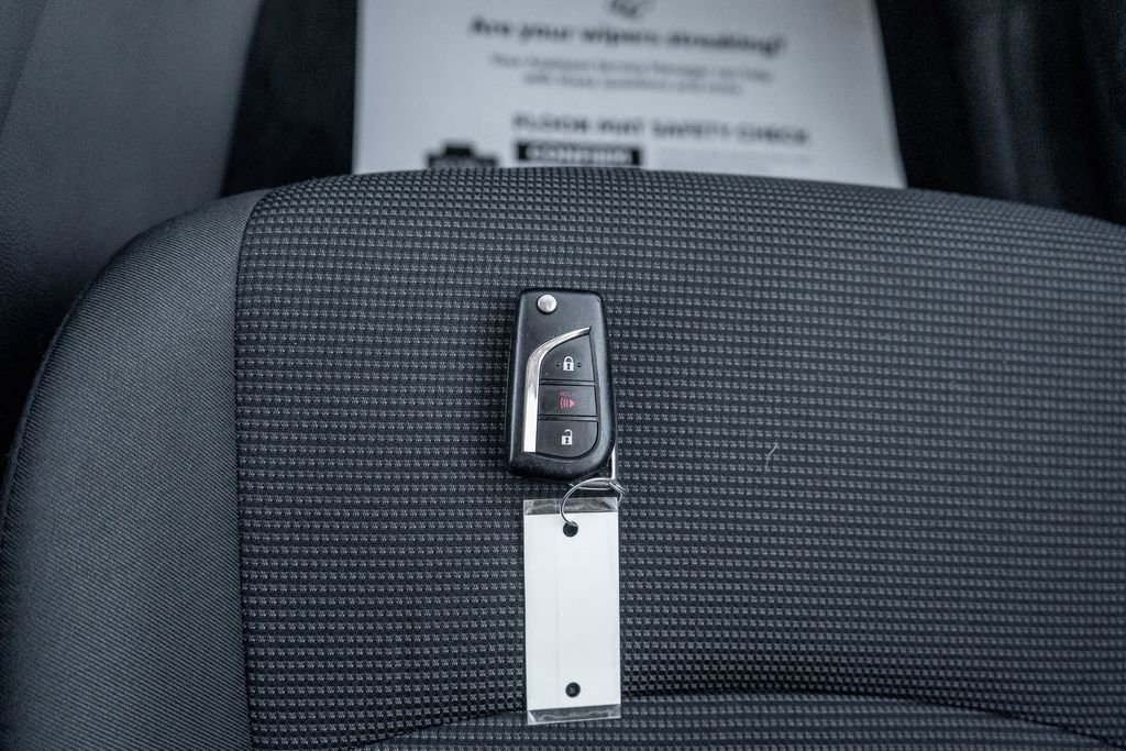 Certified 2024 Toyota RAV4 LE image 31