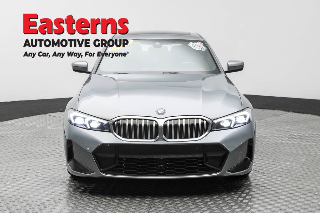 Used 2023 BMW 330i Sedan w/ M Sport Package RWD image 2