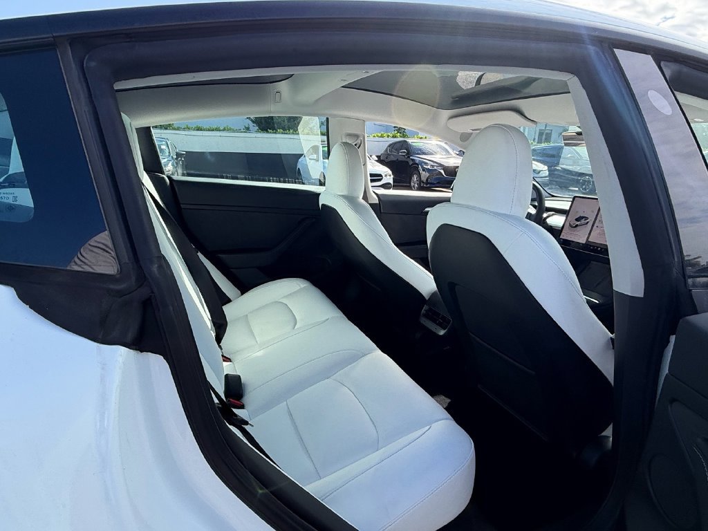 Used 2023 Tesla Model 3 Standard Range RWD image 14