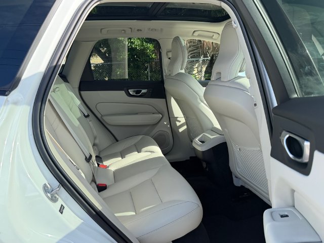 Certified 2024 Volvo XC60 B5 Plus w/ Protection Package AWD/4WD image 17