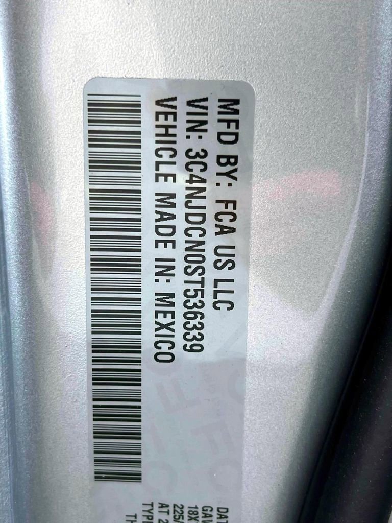 Used 2025 Jeep Compass Limited AWD/4WD image 20