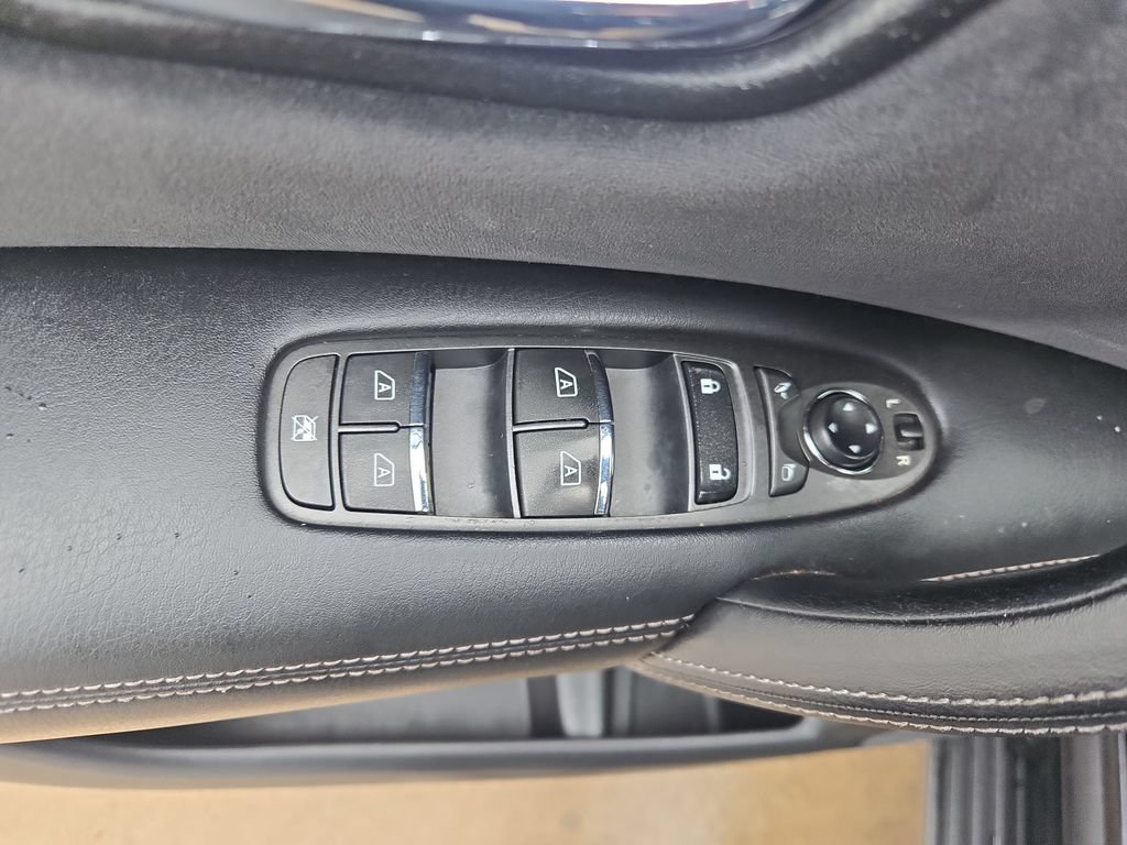 Used 2017 Nissan Armada SV w/ Driver Package RWD image 22
