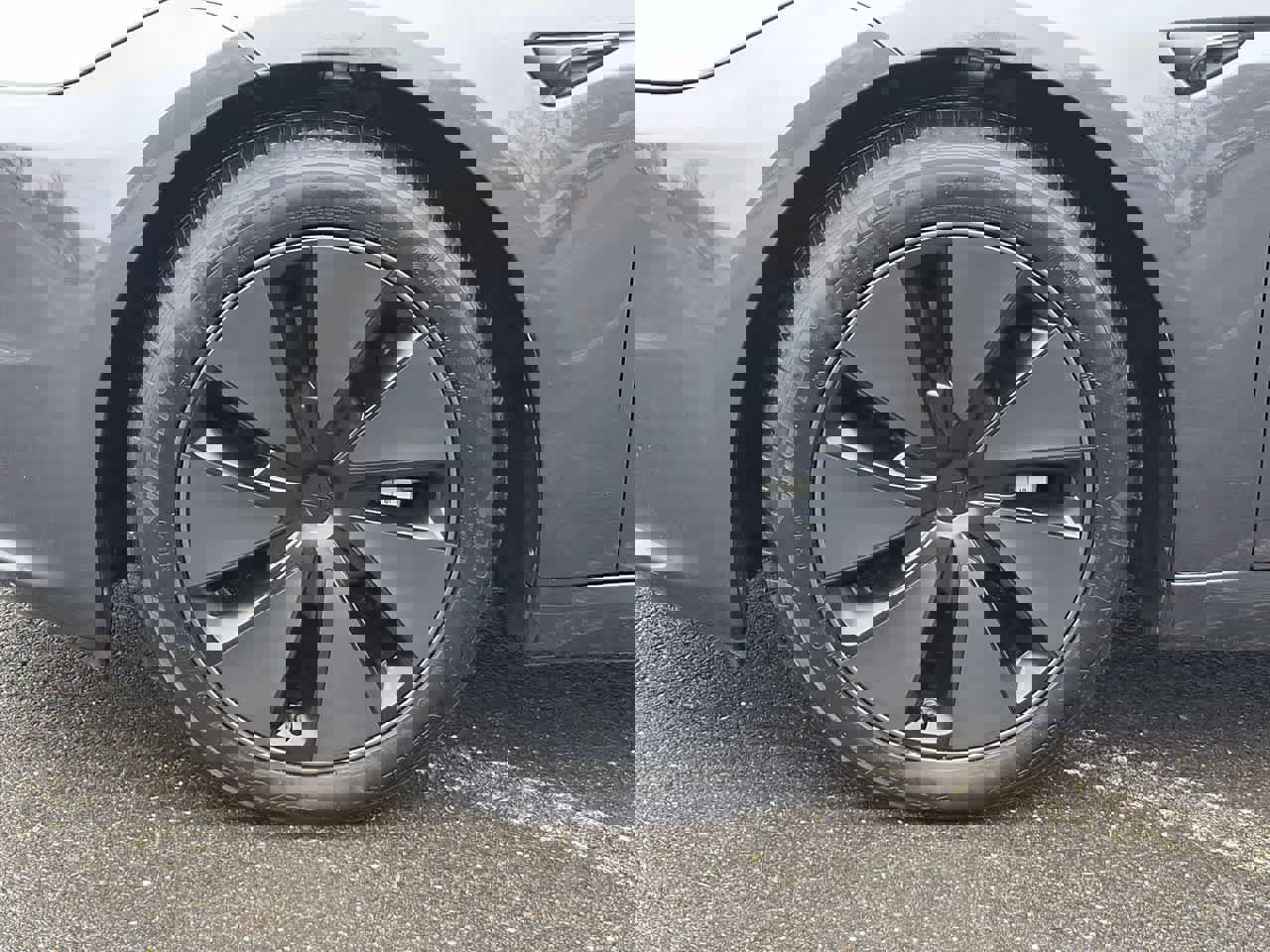 Used 2024 Tesla Model 3 Standard Range image 28