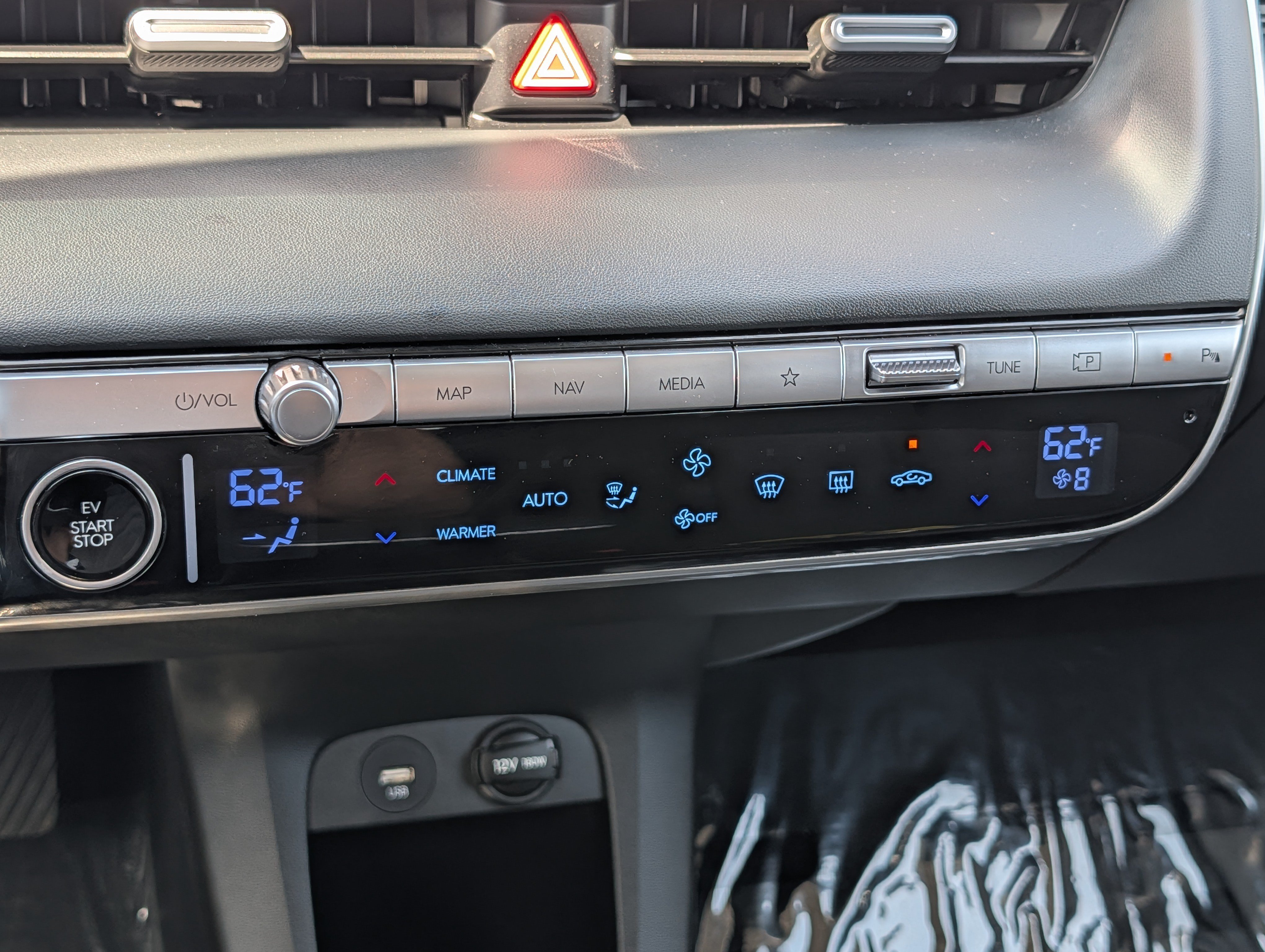 Certified 2024 Hyundai Ioniq 5 SEL AWD/4WD image 23