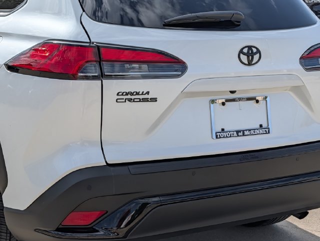 Certified 2023 Toyota Corolla Cross AWD Hybrid w/ Convenience Package image 8