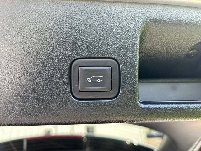 Used 2025 Chevrolet Equinox EV RS FWD image 44