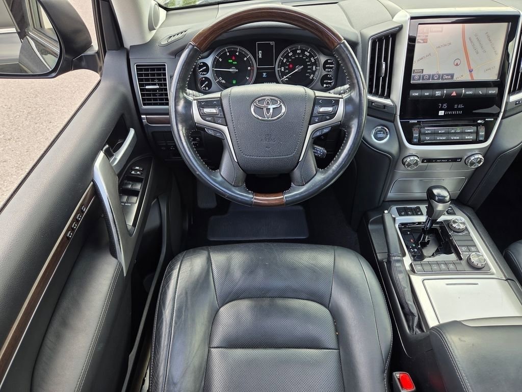 Used 2017 Toyota Land Cruiser AWD/4WD image 4