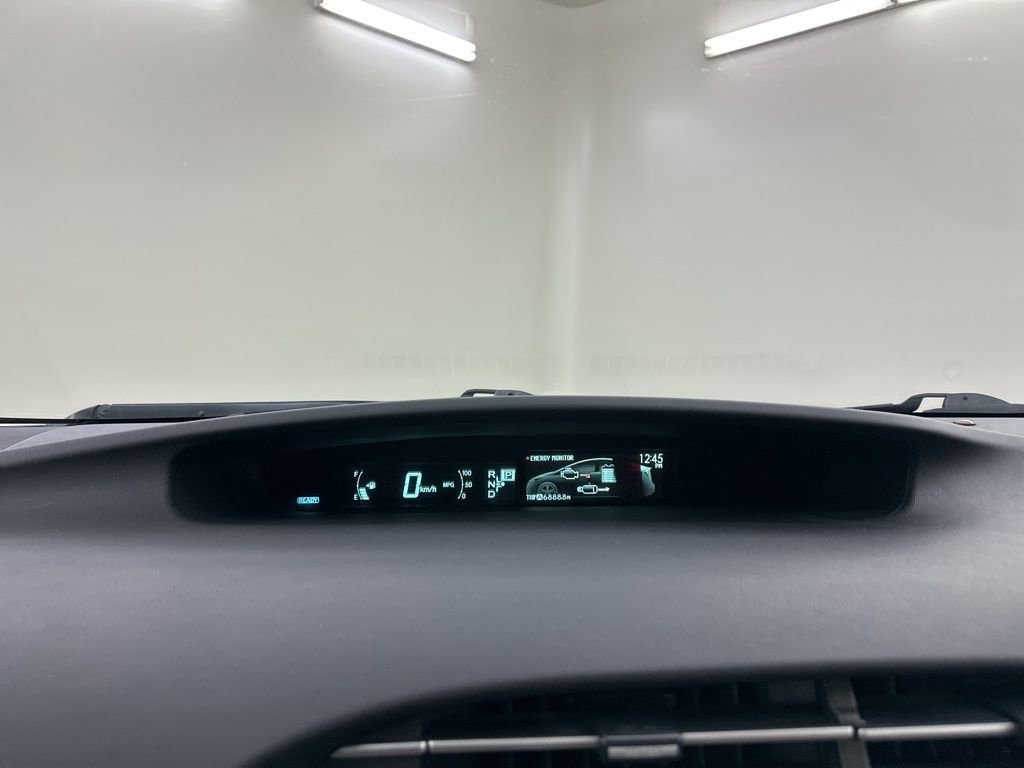Used 2014 Toyota Prius Two image 39