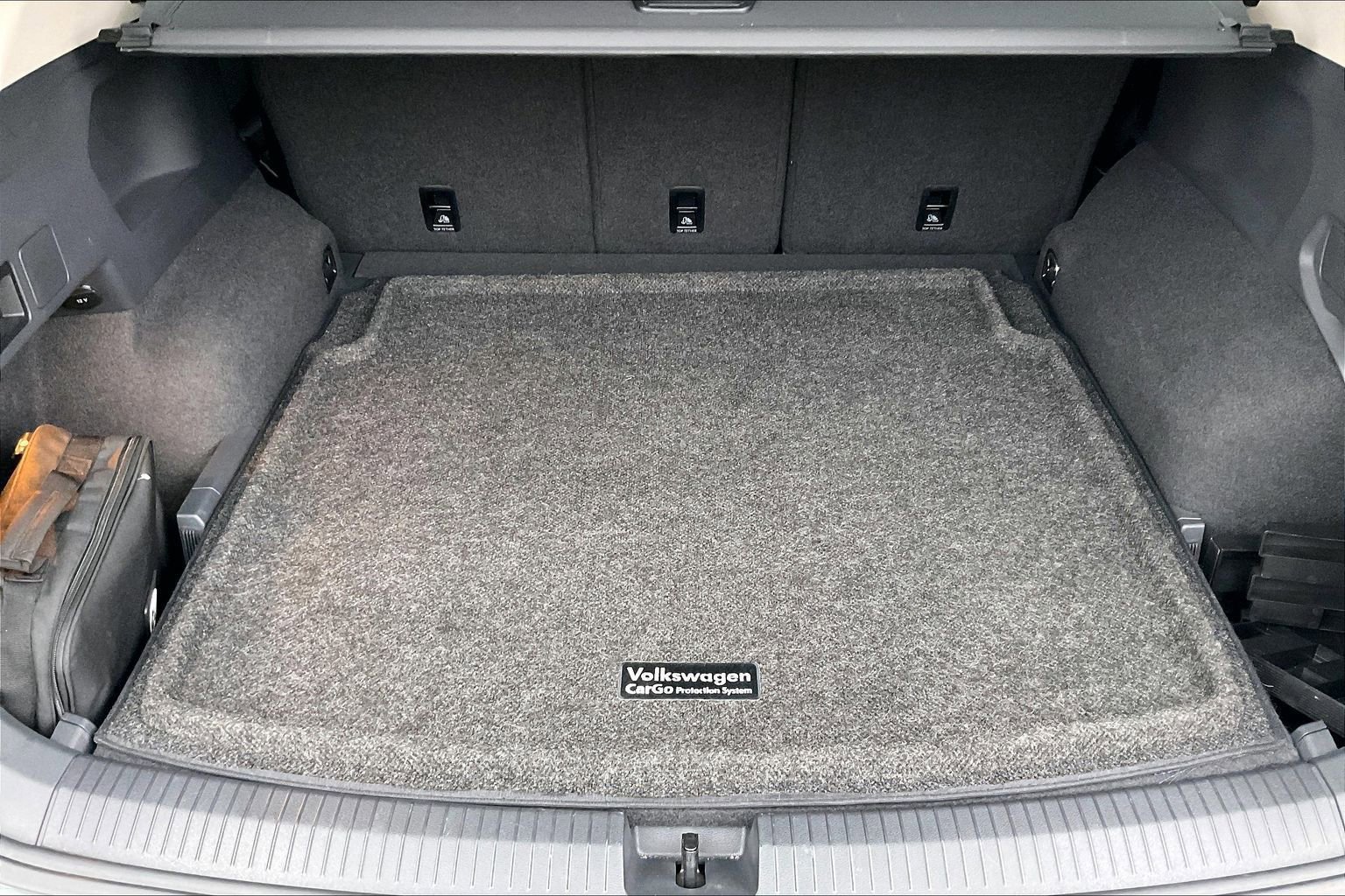 Used 2019 Volkswagen Tiguan SE image 24