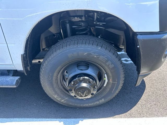 New 2026 RAM 3500 Tradesman AWD/4WD image 12