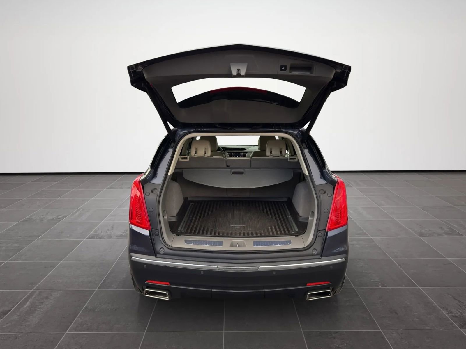 Used 2019 Cadillac XT5 Luxury image 32