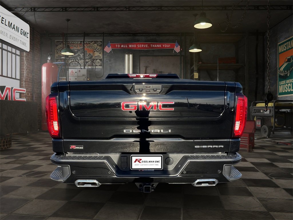 Certified 2025 GMC Sierra 1500 Denali w/ Denali Reserve Package image 4