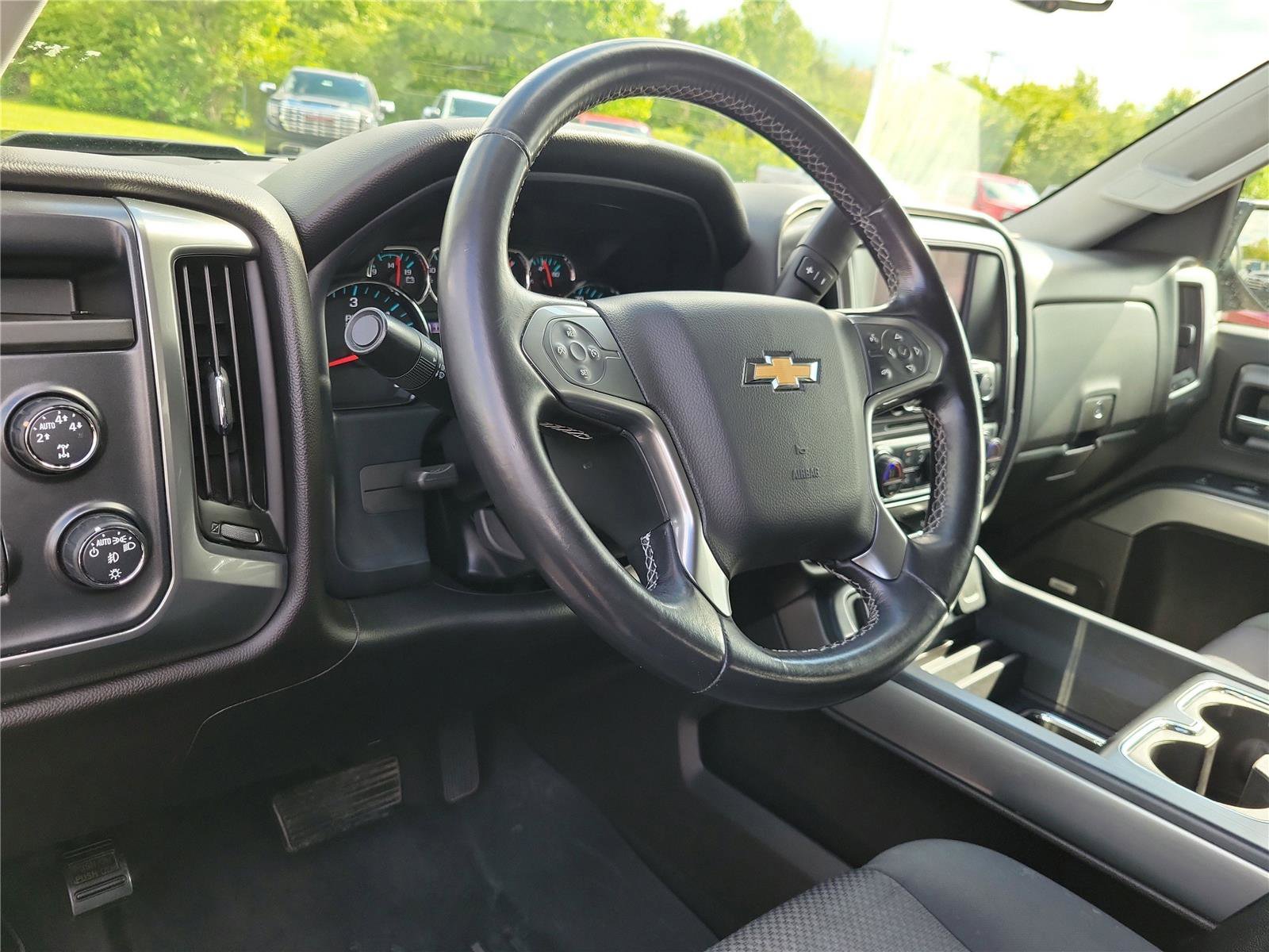 Used 2016 Chevrolet Silverado 1500 LT w/ All Star Edition AWD/4WD image 19