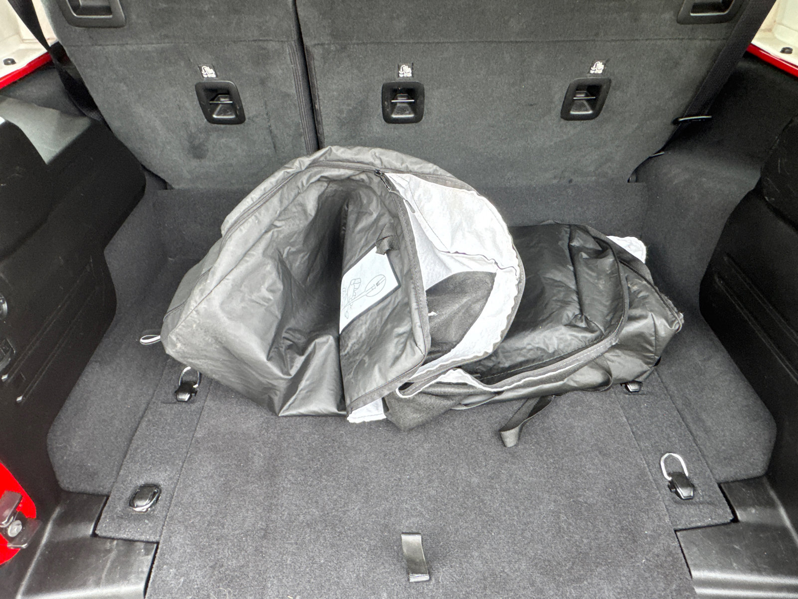 Used 2025 Jeep Wrangler Sahara image 18