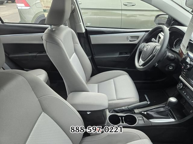 Used 2016 Toyota Corolla LE FWD image 8