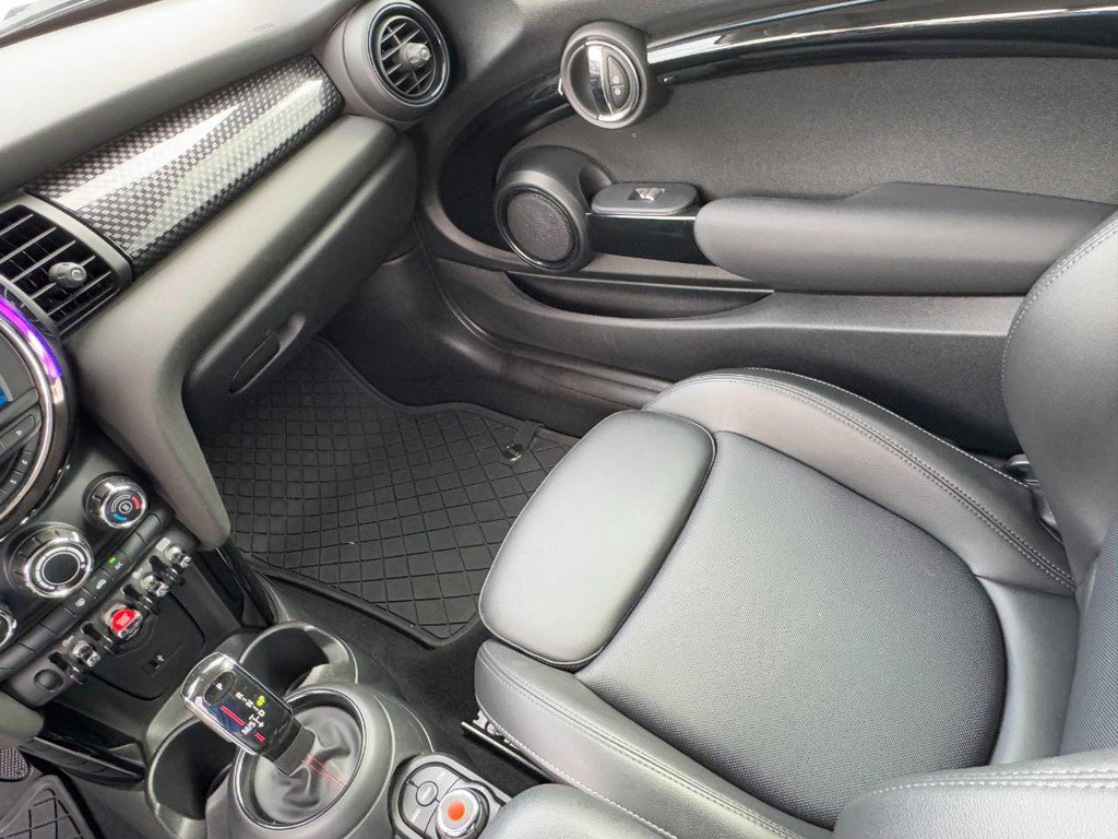 Used 2020 MINI Cooper S FWD image 19