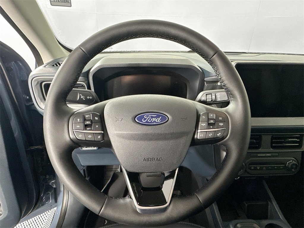 New 2025 Ford Maverick Lariat w/ Black Appearance Package image 12