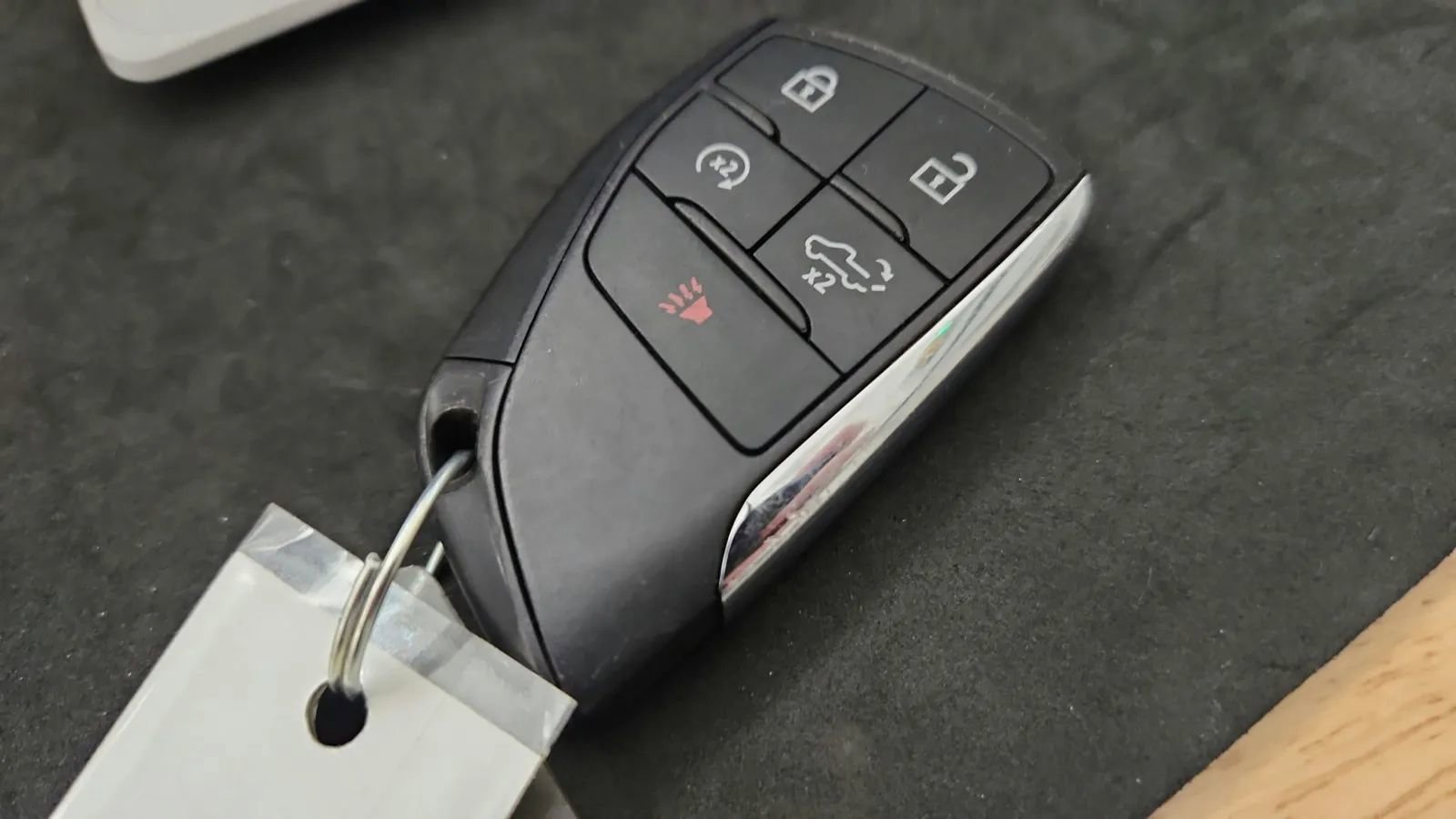 Used 2025 Chevrolet Silverado 1500 LT image 21