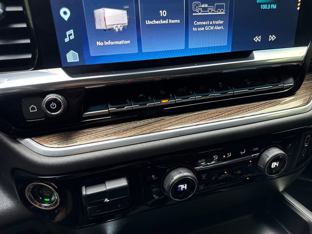 Used 2025 Chevrolet Silverado 1500 LT Trail Boss w/ Convenience Package II image 71