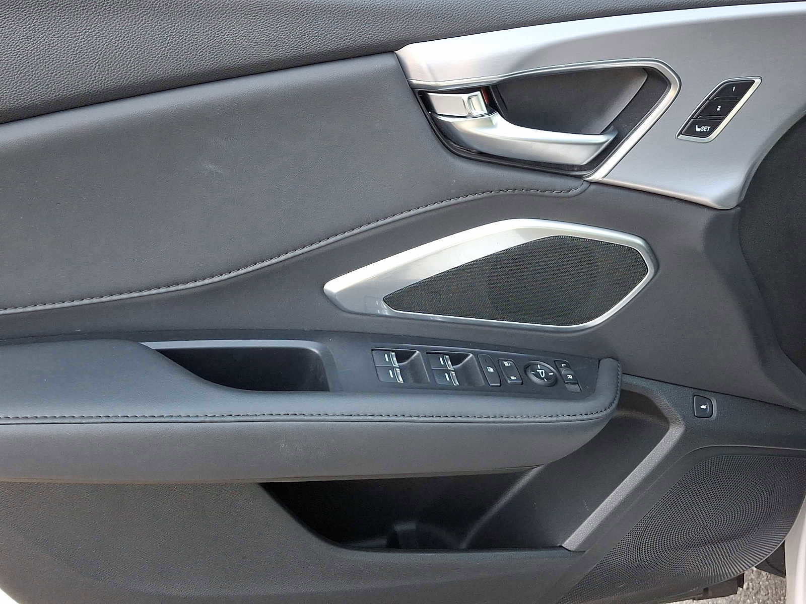 Certified 2024 Acura RDX SH-AWD image 12