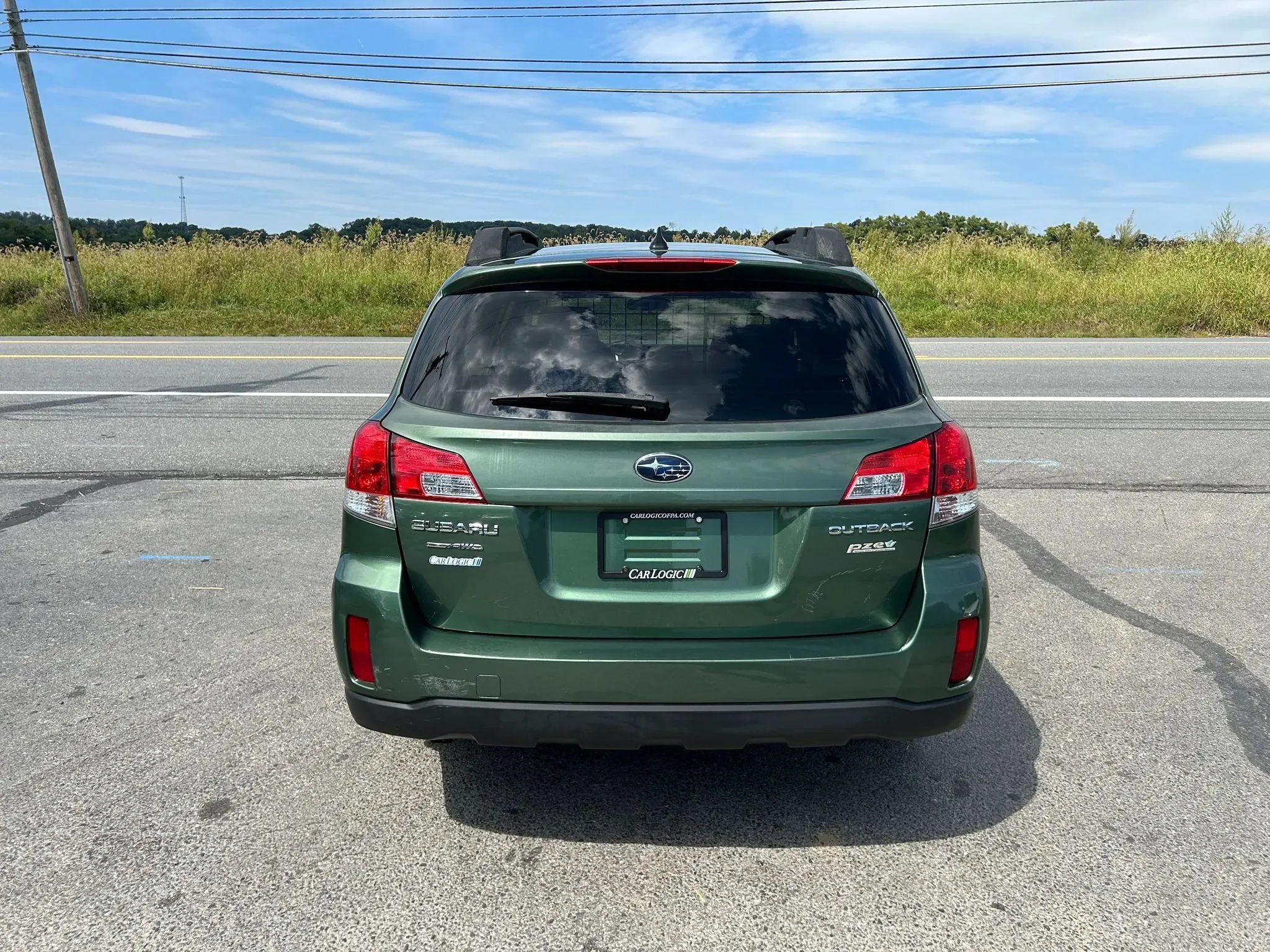 Used 2014 Subaru Outback 2.5i Premium AWD/4WD image 7