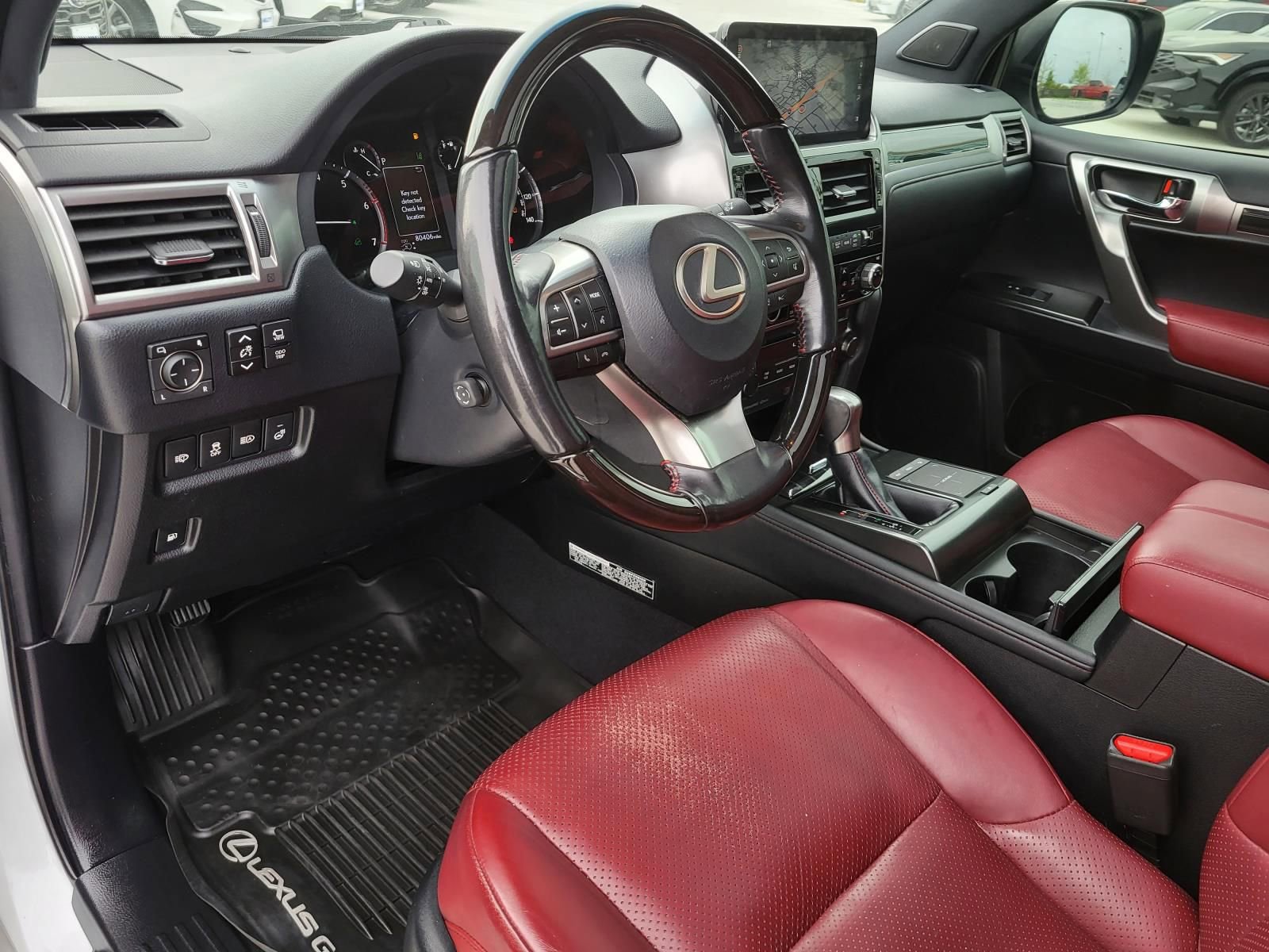 Used 2023 Lexus GX 460 Luxury w/ Accessory Package AWD/4WD image 17