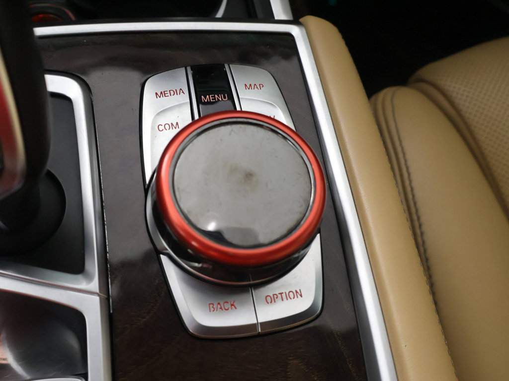 Used 2019 BMW 750i xDrive AWD/4WD image 61